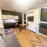 Self Check-in GARDEN APARTMENT Kraków&Free Parking